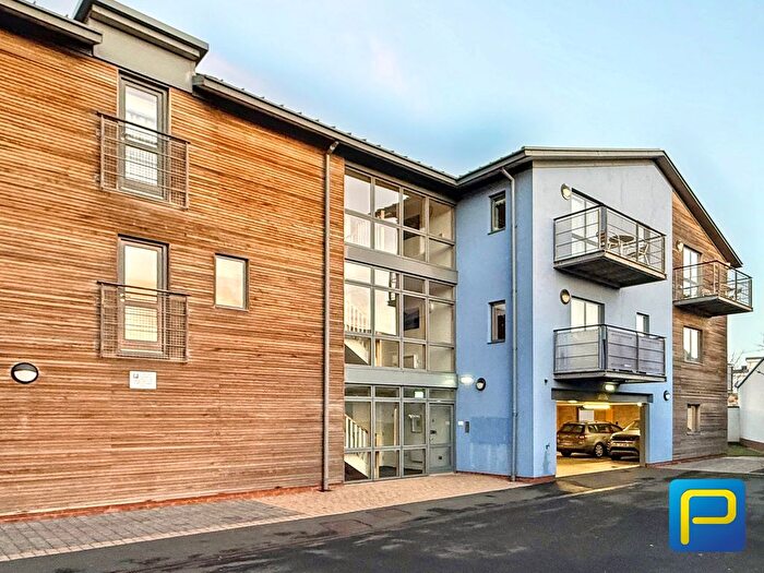 2 Bedroom Flat For Sale In The Viking, Seahouses, NE68