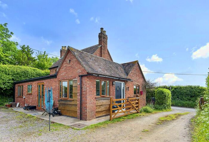 3 Bedroom Detached House For Sale In Bear Lane, Longdon, Tewkesbury, GL20