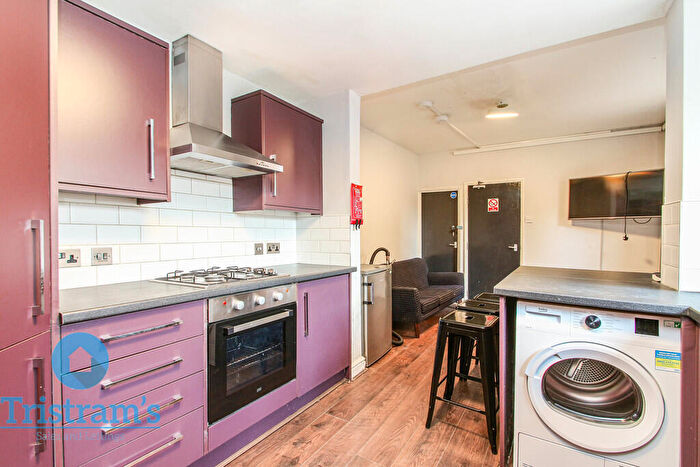 1 Bedroom Terraced House To Rent In Kimbolton Avenue, Lenton, NG7