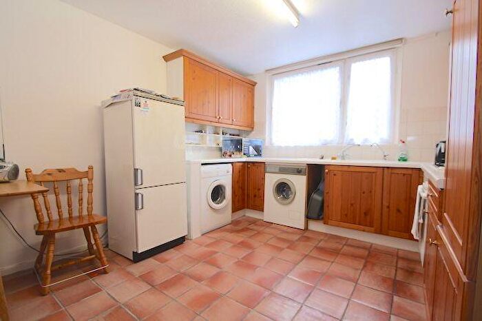 3 Bedroom Flat To Rent In Castleford Court, Henderson Drive, NW8