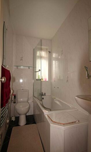 2 Bedroom Apartment To Rent In Peckover Road, Norwich, NR4