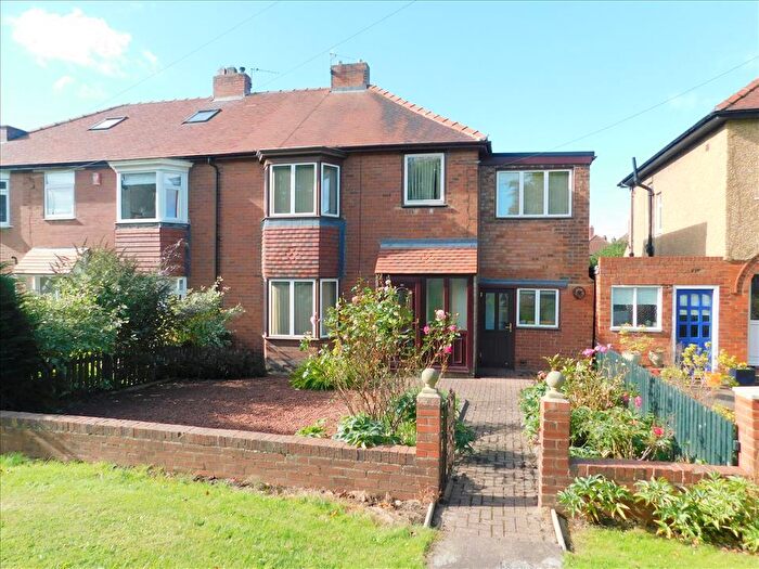 6 Bedroom Private Hall To Rent In Douglas Gardens, Durham, DH1