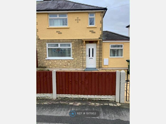 5 Bedroom Semi-Detached House To Rent In Green Lane, Ormskirk, L39