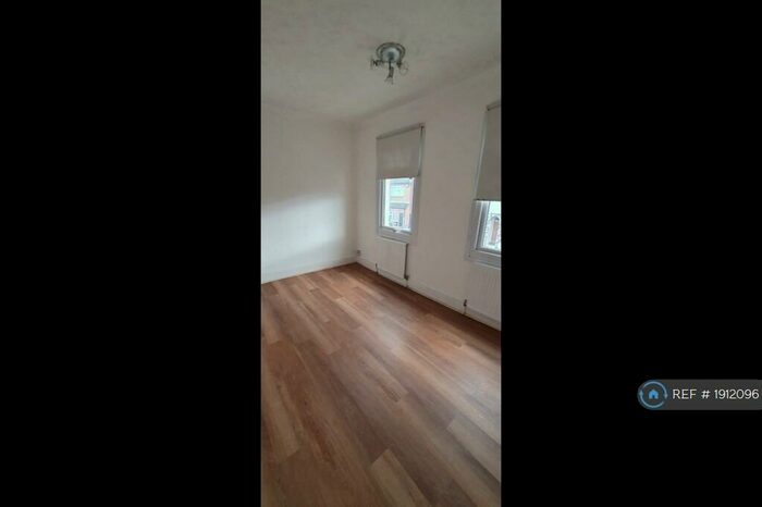 3 Bedroom Terraced House To Rent In King Edwards Road, Enfield, EN3