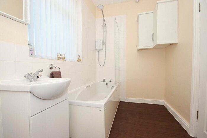 2 Bedroom Bungalow For Sale In Banks Road, Banks, Southport, Lancashire, PR9