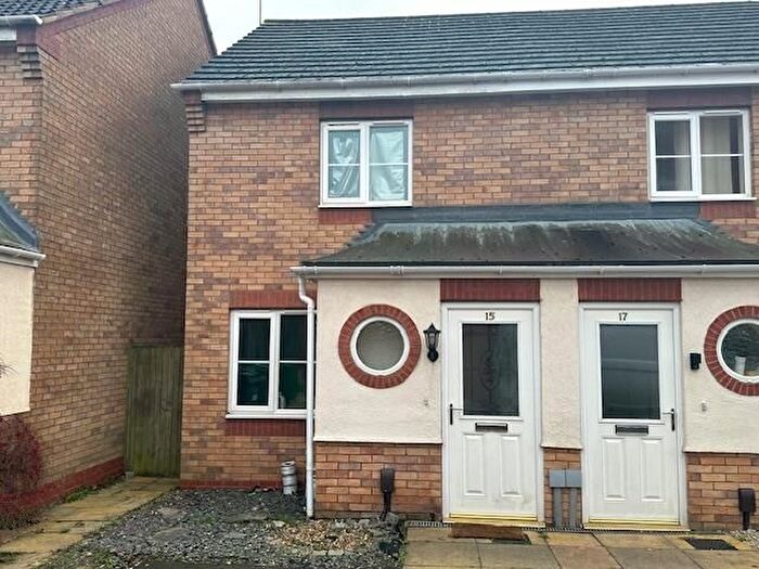2 Bedroom Property To Rent In Slade Close, Braunstone, Leicester, LE3