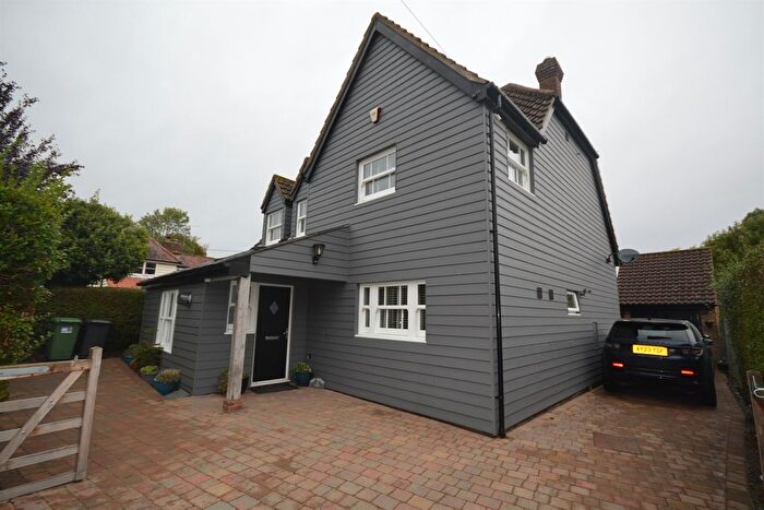 5 Bedroom Detached House For Sale In Bulford Lane, Black Notley, Braintree, CM77