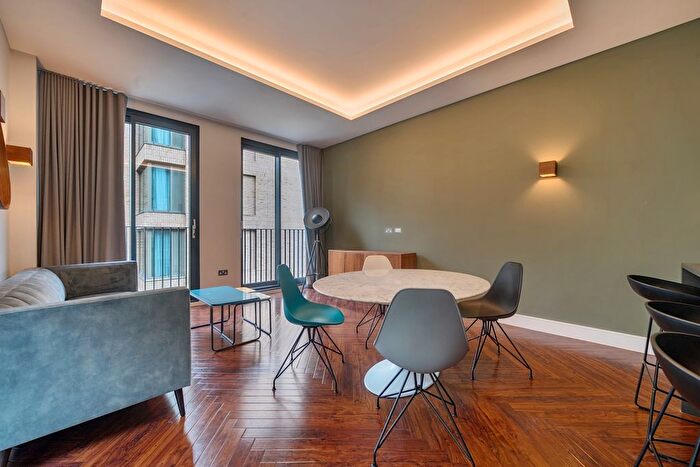 2 Bedroom Flat To Rent In Hermes House, Southwark, SE1