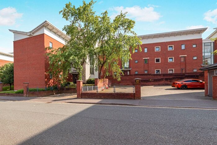 1 Bedroom Flat For Sale In Albion Street, City Centre, Wolverhampton, WV1