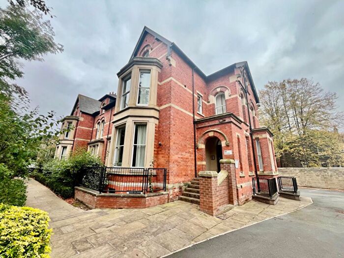 2 Bedroom Apartment To Rent In Cardigan Road, Leeds, LS6
