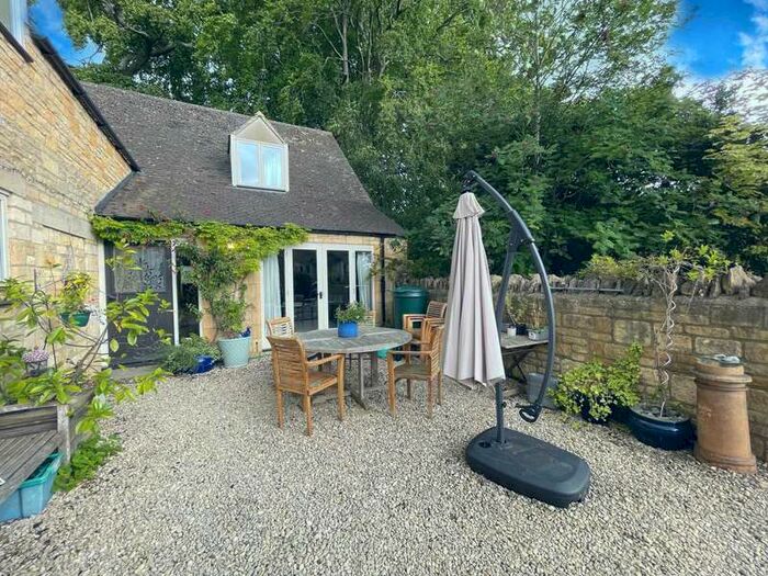 4 Bedroom Detached House For Sale In Station Road, Stow On The Wold, GL54