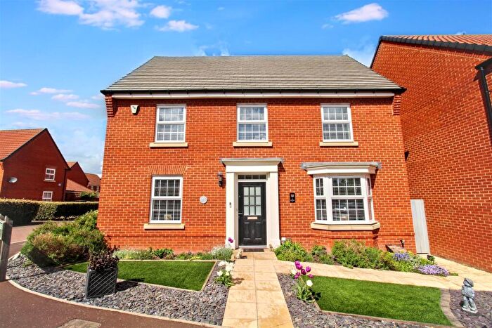 4 Bedroom Detached House For Sale In Prince Of Wales Drive, Aylsham, Norwich, NR11