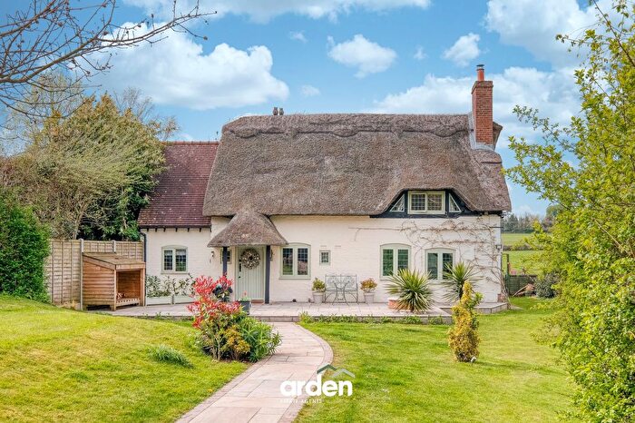 3 Bedroom Cottage For Sale In Holberrow Green, Redditch, B96