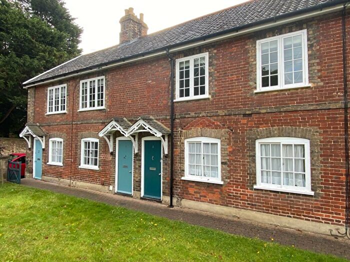 3 Bedroom Terraced House To Rent In Maynewater Square, Bury St Edmunds, IP33