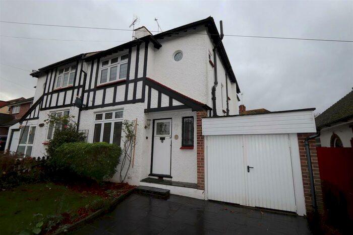 3 Bedroom Semi-Detached House To Rent In Belfairs Drive, Leigh-On-Sea, SS9
