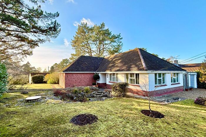 4 Bedroom Detached Bungalow For Sale In Pine Drive, St. Ives, BH24