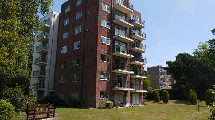 2 Bedroom Flat To Rent In Lissenden, Burton Road, Poole, Dorset, BH13