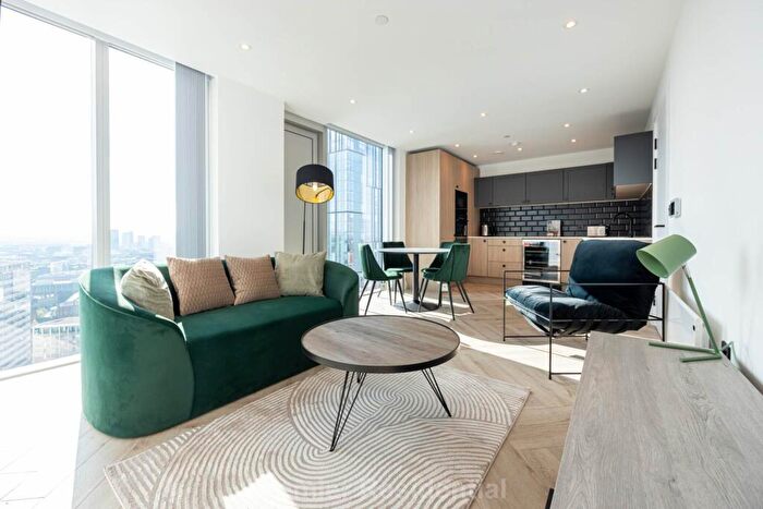 2 Bedroom Apartment To Rent In Bankside Boulevard, Salford, M3