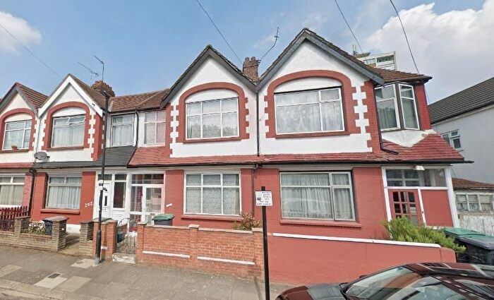 4 Bedroom Property To Rent In Herbert Road, London, N15