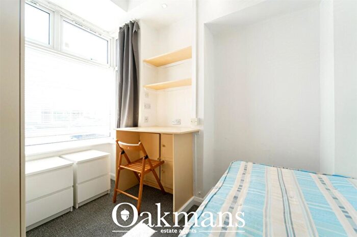 5 Bedroom House To Rent In Gleave Road, Selly Oak, Birmingham, West Midlands, B29