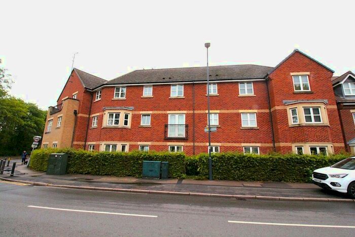 2 Bedroom Flat To Rent In Hopps Lodge Drive, CV21