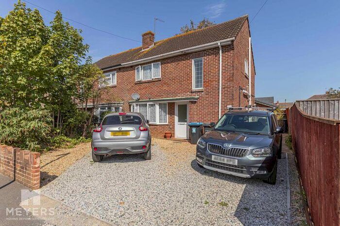 3 Bedroom Semi-Detached House To Rent In Larksfield Avenue, Bournemouth, BH9