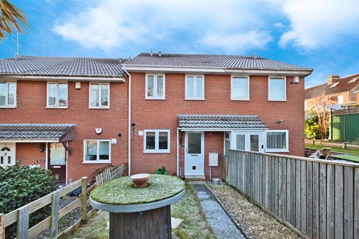 2 Bedroom Terraced House For Sale In Summerhouse View, Yeovil, BA21