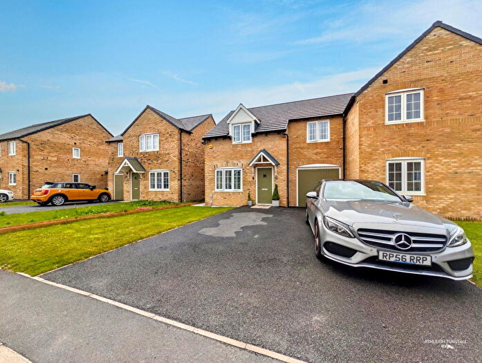 3 Bedroom Semi Detached House For Sale In Moore Drive, Workington, CA14