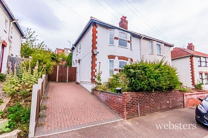 3 Bedroom Semi-Detached House To Rent In Whitehall Road, Norwich, NR2