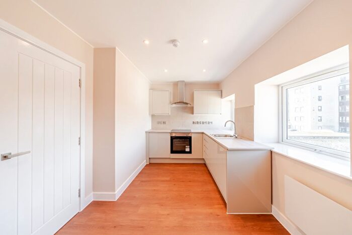 1 Bedroom Flat For Sale In Ellenborough Park South, Weston-Super-Mare, BS23