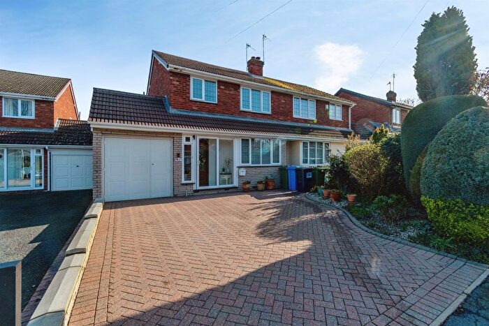 3 Bedroom Semi Detached House For Sale In Coppice Close, Cheslyn Hay, Walsall, WS6
