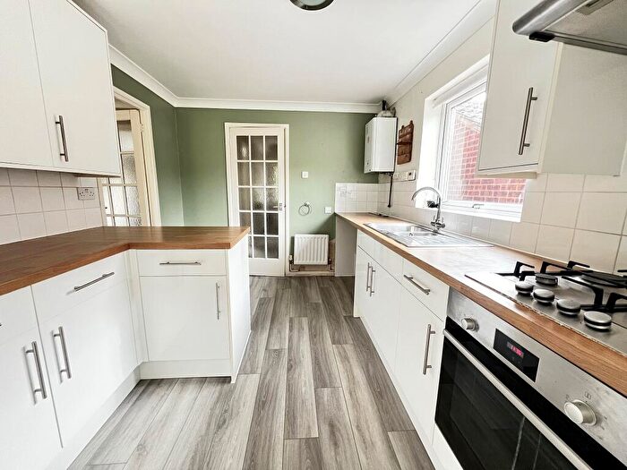 4 Bedroom Detached House To Rent In Cedar Grove, Hempstead, ME7