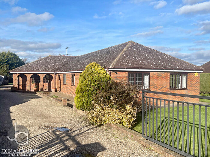 5 Bedroom Detached Bungalow For Sale In Barnhall Road, Tolleshunt Knights, Maldon, CM9