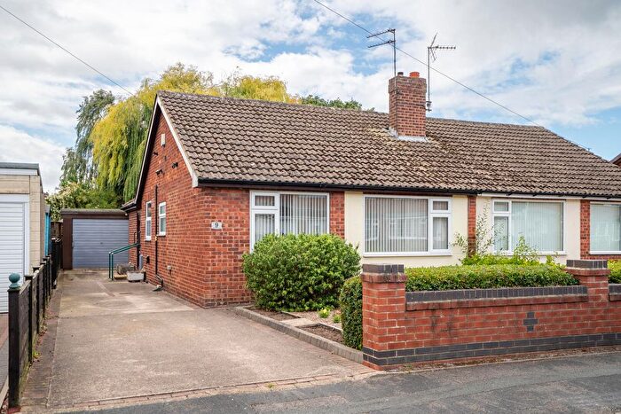 2 Bedroom Bungalow For Sale In Kirkdale Road, York, YO10