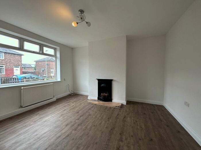 3 Bedroom Terraced House To Rent In Molyneux Avenue, Warrington, WA5