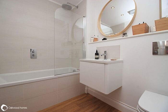 2 Bedroom Flat For Sale In Canterbury Road, Margate, CT9