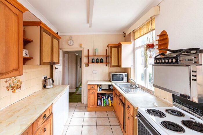 3 Bedroom Semi-Detached House For Sale In Falcondale Road, Bristol, BS9