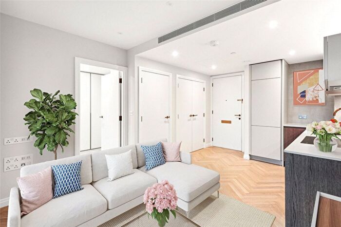 1 Bedroom Flat For Sale In Michael Road, Hampton House, Fulham, London, SW6