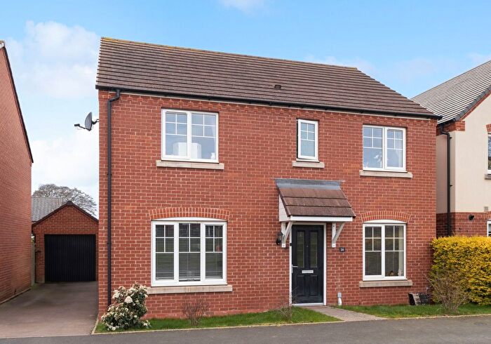 4 Bedroom Detached House For Sale In Furrow Close, Upton-Upon-Severn, Worcestershire, WR8