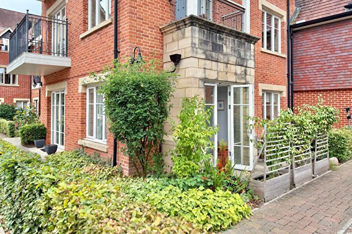 1 Bedroom Retirement Property For Sale In Garnier Drive, Bishopstoke Park Retirement Village, SO50