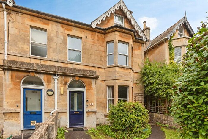 2 Bedroom House For Sale In St. Lukes Road, Bath, BA2