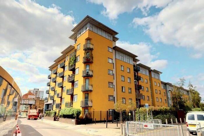 2 Bedroom Flat To Rent In Cremer Street, Hoxton, E2