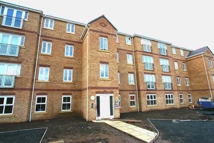 2 Bedroom Flat To Rent In Mehdi Road, Oldbury, B69