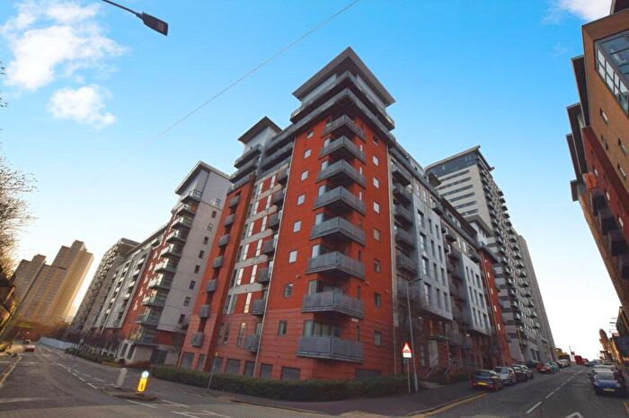 2 Bedroom Flat To Rent In Melia House, Lord Street, Green Quarter, Manchester, M4