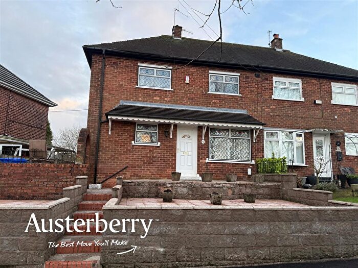 3 Bedroom Semi Detached House For Sale In Trowbridge Crescent, Stoke-On-Trent, ST2