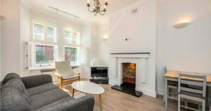 2 Bedroom Flat To Rent In Elm Park Mansions, Chelsea, London, SW10