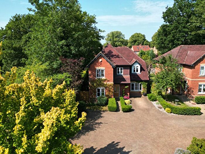 4 Bedroom Detached House For Sale In Copse End, Caversham, Reading, Berkshire, RG4