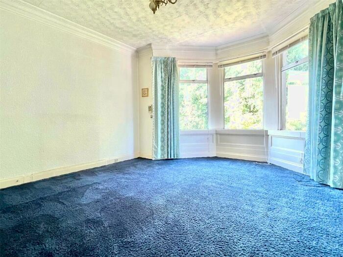 4 Bedroom SemiDetached House For Sale In Yoker Mill Road, Yoker