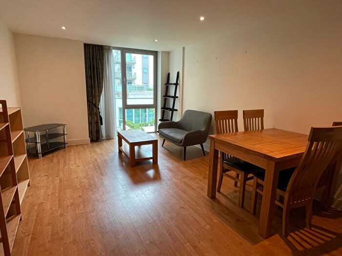 2 Bedroom Flat To Rent In Navigation Street, Birmingham, Birmingham, B5