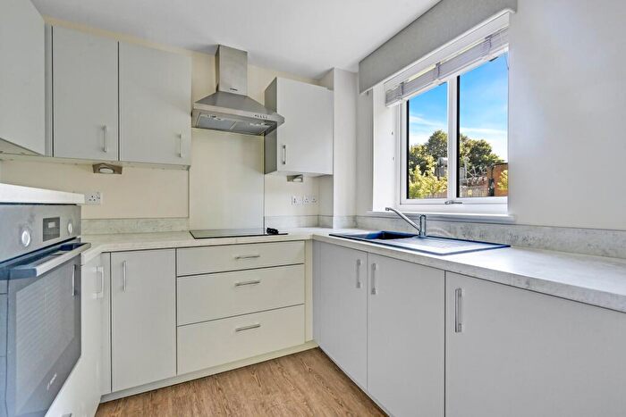 2 Bedroom Retirement Property To Rent In Keighley Road, Bingley, West Yorkshire, BD16